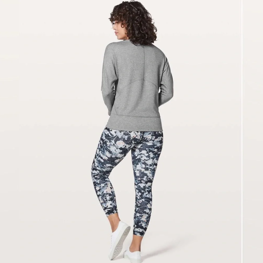 Lululemon Time Out Crew Reversible Heathered Bleached Coral/Heather Medium Grey - Picture 3 of 12